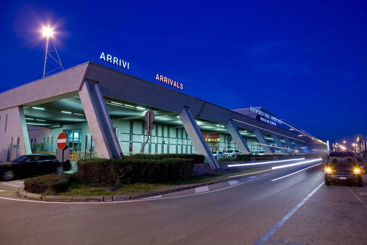 Premium private airport transfer from Trieste Airport to Koper
